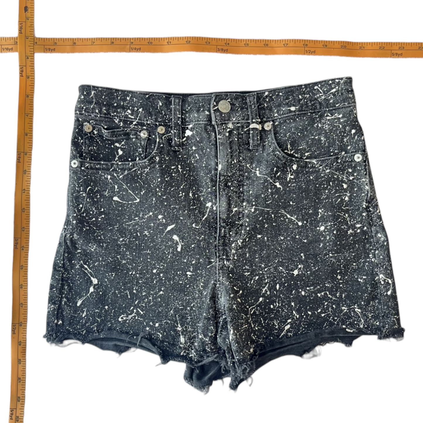 Gray & White Splatter Denim Shorts - Size 27