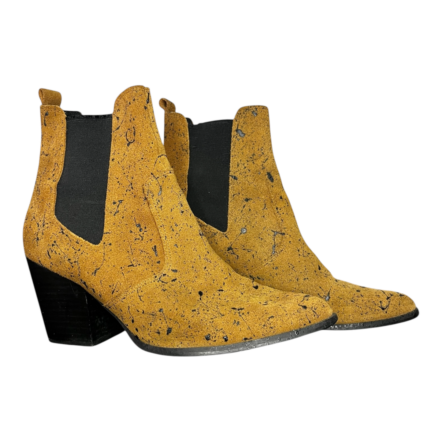 Tan & Black Boots - Size W8